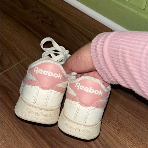 Reebok Classic White and Pink Shoes - Picture 4 of 5